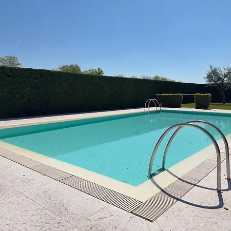Appartement 10 Min Walk From The Beach, Free Swimming Pool *